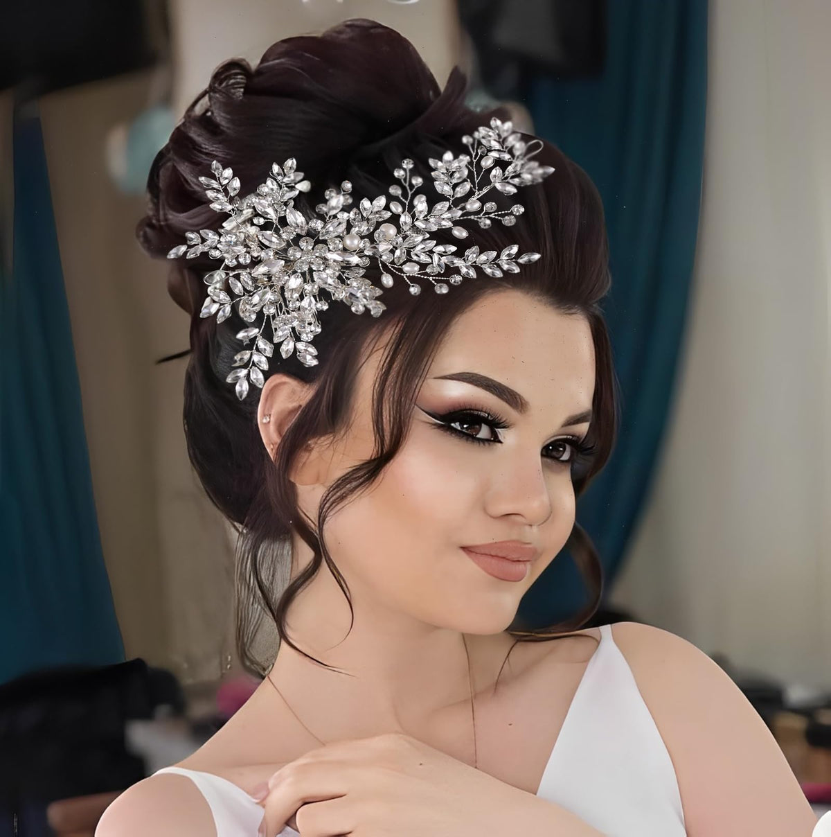 WEZTEZ Rhinestone Bridal Hair Comb Crystal Wedding Headbands Head Pieces,Pearl Brides Bridesmaid Hair Accessories for Women Girls (Sliver 936)