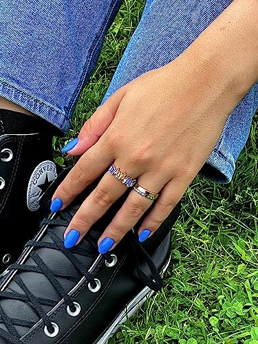 LONDONTOWN lakur Nail Polish - Chip-Resistant, Non-Toxic, Conditions & Hydrates Nails Glossy Shimmery Glittery Blue, .40 fl oz