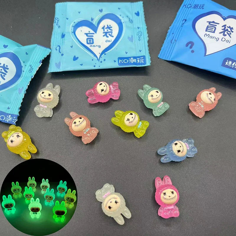 10Pcs Mini Luminous Labubu Resin Figurines